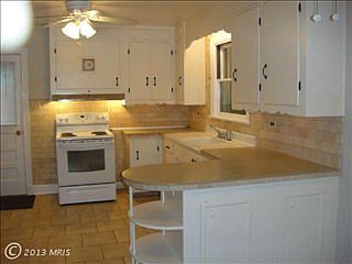 3rd image of 106 Scott Dr