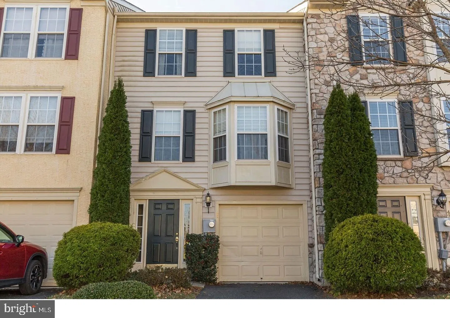 3 bed, 2.0 bath, 1532 sqft, $2,700 — Photo 1