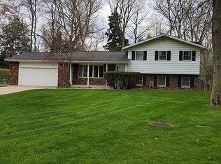 4640 Sandy Ln, Whitehall, MI 49461