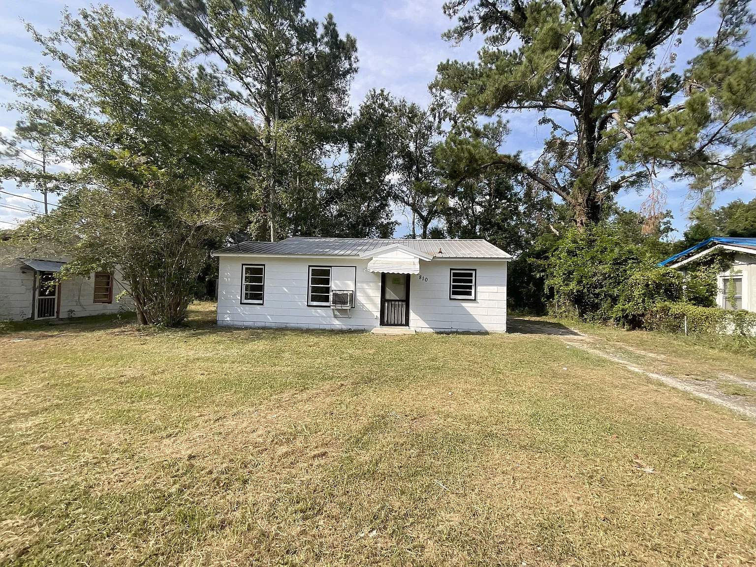 2 bed, 780 sqft, $895 — Photo 1