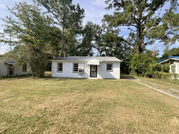 810 E Brookwood Pl, Valdosta, GA 31601