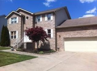 408 Lin Muir Ln, Hurricane, WV 25526