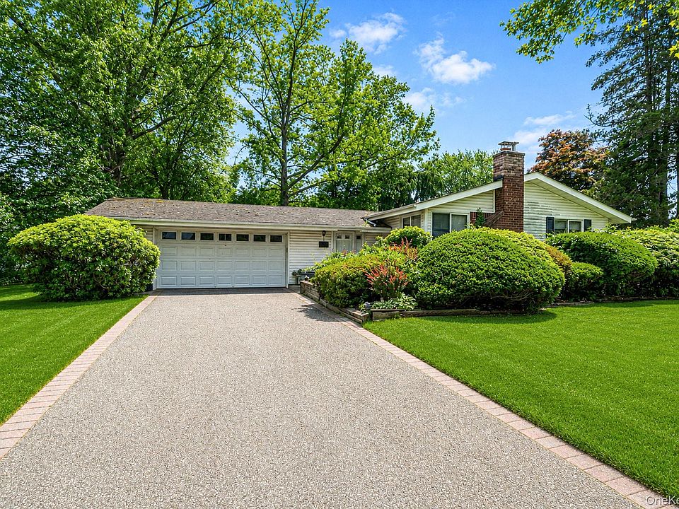 1st image of 3 Cedar Crest Drive