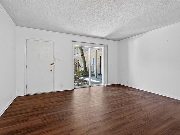 4th image of 4007 Saint Charles Ave APT 119