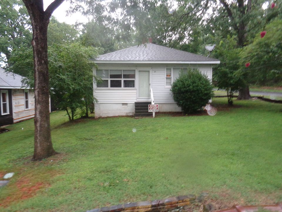 Front Yard and entrance