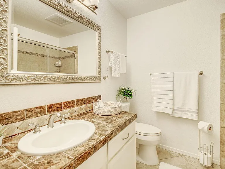 6308 W Port Royale Ln — Photo 43