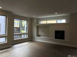 16338 NE 12th Pl, Bellevue, WA 98008