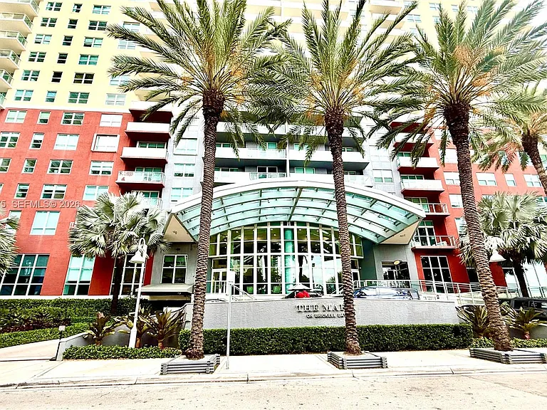 1155 Brickell Bay Dr #1205 — Photo 33
