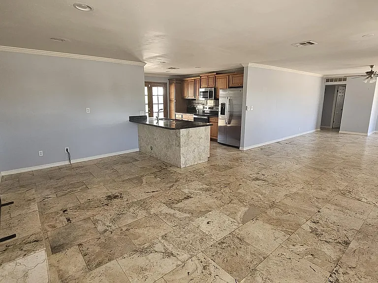6838 E Edgemont Ave — Photo 10