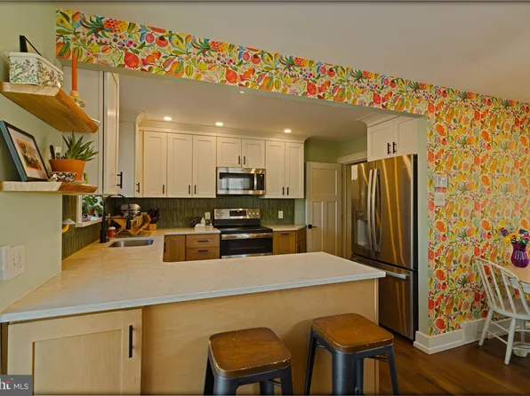 203 E Rosedale Ave, West Chester, PA 19382