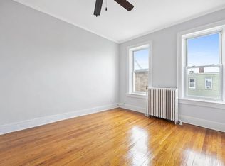 71-52 68th St #2R, Ridgewood, NY 11385