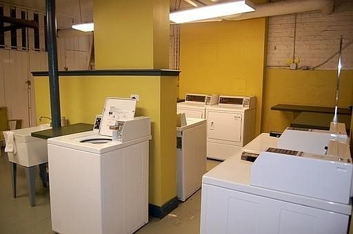 4th image of 4881 N Paulina St APT 1C