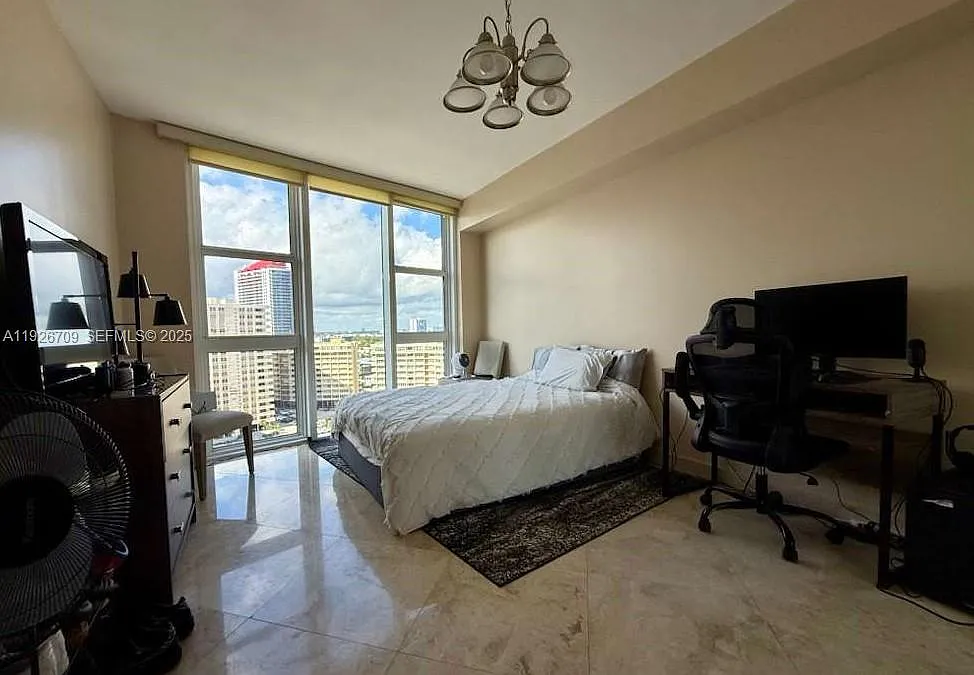 2 bed, 1782 sqft, $6,250 — Photo 4