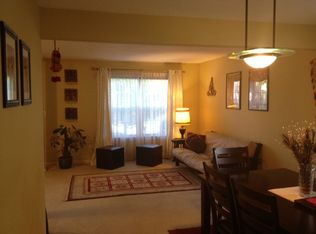 2553 Fox River Pkwy, Waukesha, WI 53189