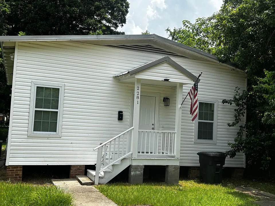 2281 Virginia St