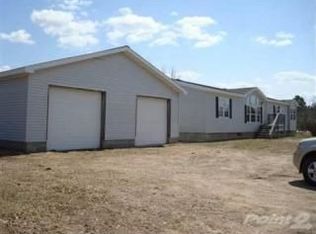 N6632 Connors Rd, Munising, MI 49862