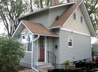 3645 Chelmsford Rd, Saint Anthony, MN 55418