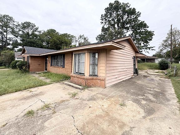 2nd image of 762 Bonwood Ave