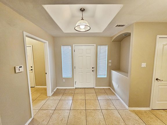 2nd image of 2600 Crimson Clover St SW