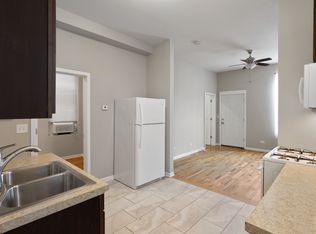 1532 W 18th Pl APT 1R, Chicago, IL 60608