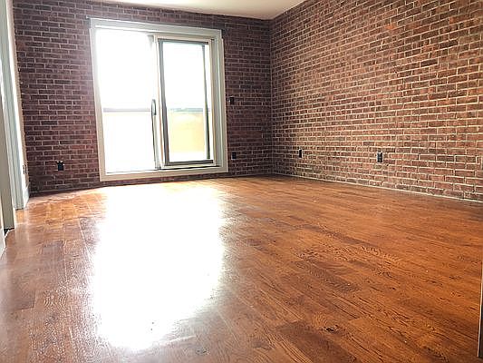 1st image of 25 Brooklyn Ave #6