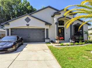107 Chardonnay Pl, Valrico, FL 33594