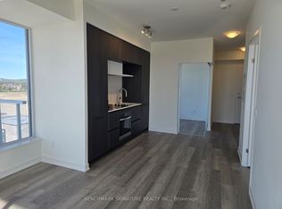 2 David Eyer Rd #724, Richmond Hill, ON L4S 0N6