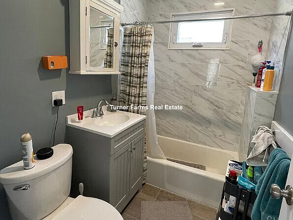2nd image of 12 Berwick Rd #4