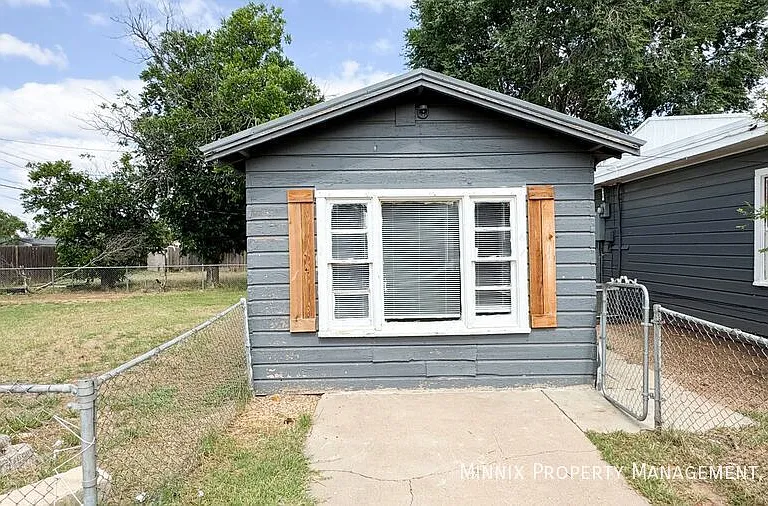 3016 Duke St #B — Photo 2
