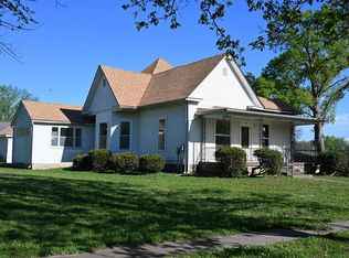 511 S Le Fevre Ave, Salisbury, MO 65281