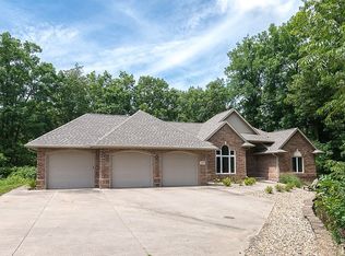 1815 Brown Deer Hollow, Coralville, IA 52241