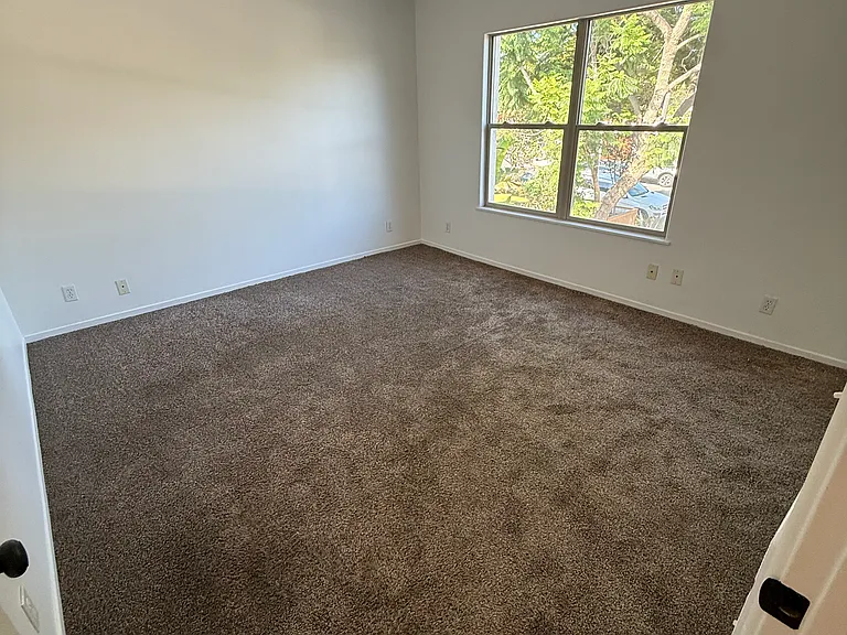 1818 Granada Ave #4 — Photo 32