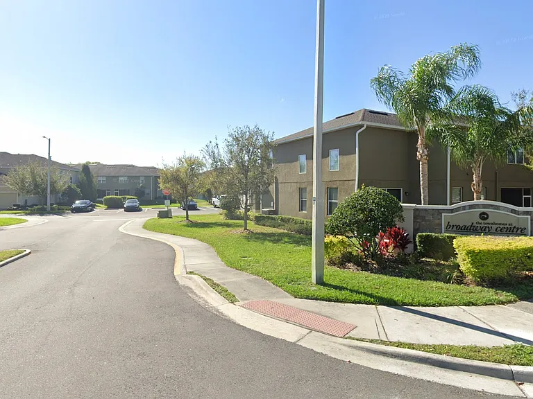2136 Lennox Dale Ln — Photo 12