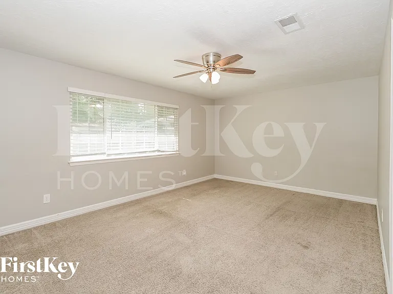 2411 Shady Brook Dr — Photo 12