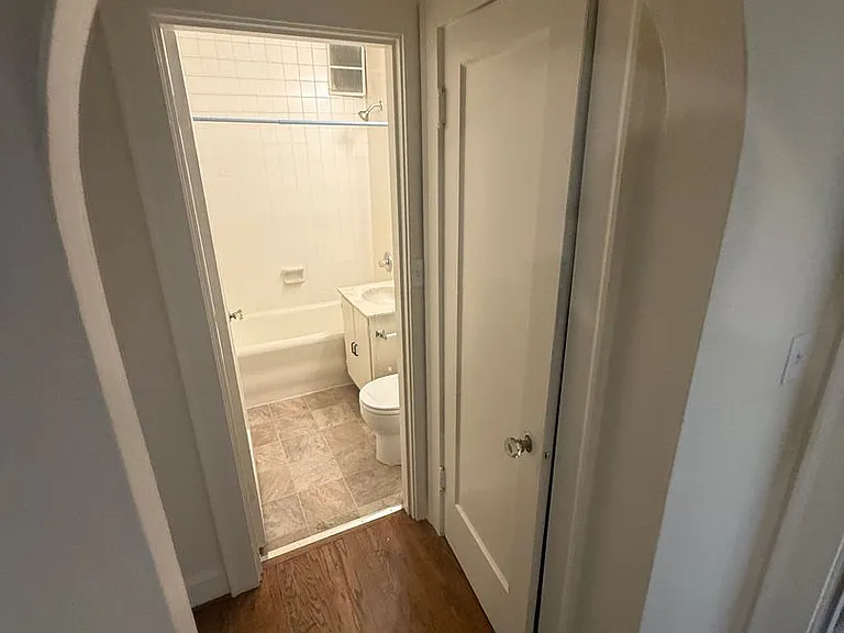 741 Federal Ave E — Photo 11