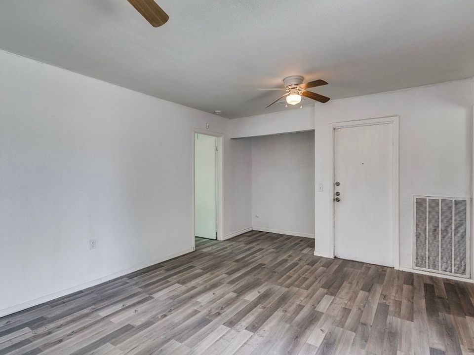 1st image of 13406 Los Indios St Unit 2
