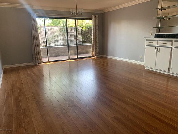5th image of 659 W Dryden St APT 5