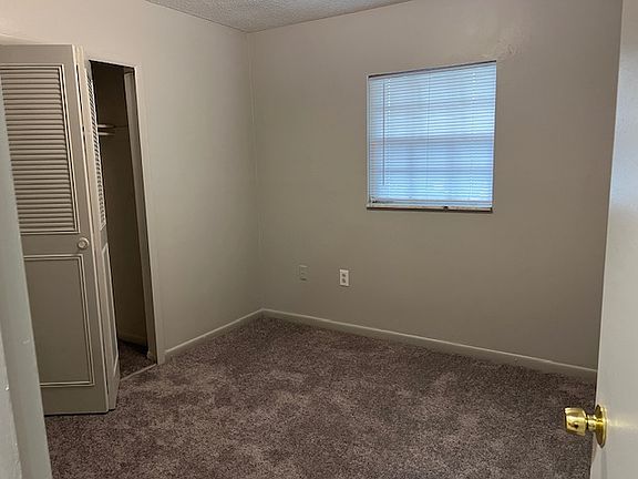4th image of 2214 Vincent Rd