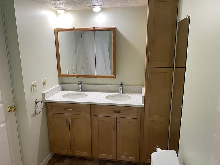 882 Indian Trail Blvd — Photo 15