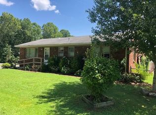 901 Mary Sue Dr, Flatwoods, KY 41139