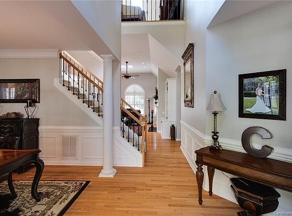 5th image of 258 Castles Gate Dr