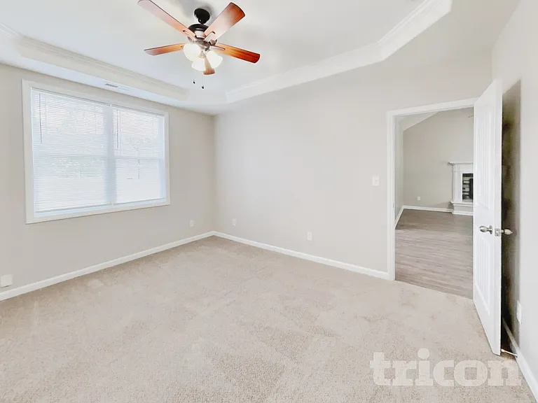 2403 King Malcolm Ln — Photo 6
