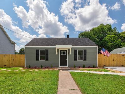 241 Fighter Dr, Virginia Beach, VA, 23454