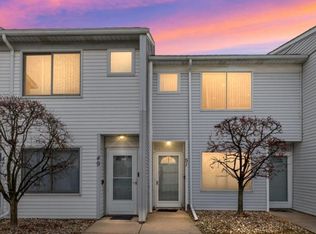 51 Rosebud Ln, Mount Clemens, MI 48043