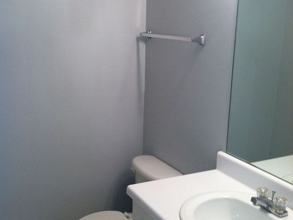 5th image of 5040 Cornelius Dr