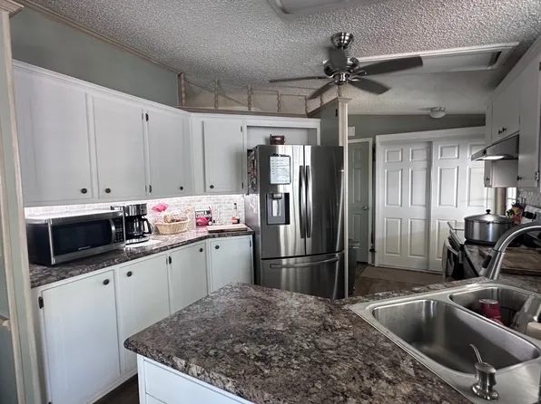 15834 Shoreline Blvd, Fort Myers, FL 33917