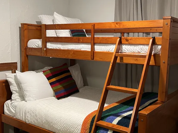 39268 Big Bear Blvd #5, Big Bear Lake, CA 92315