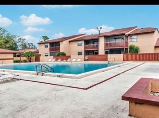 1804 Lakeview Dr W, Royal Palm Beach, FL 33411