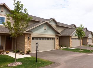 1808 N Creek Cir, Marquette, MI 49855