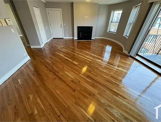 4635 S Drexel Blvd — Photo 2